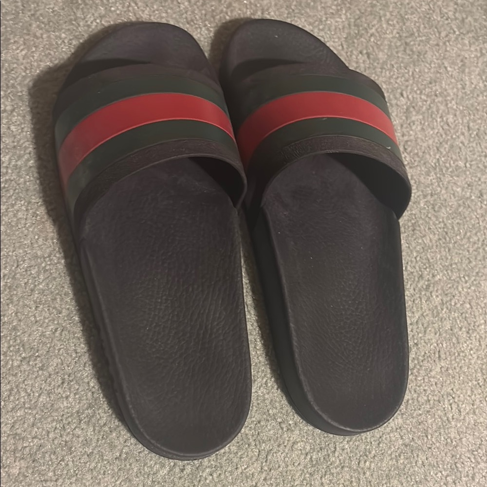 Gucci Black and Red Sandals for Effortless Style